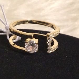 Super Cute Isabella M. Crystal Ring